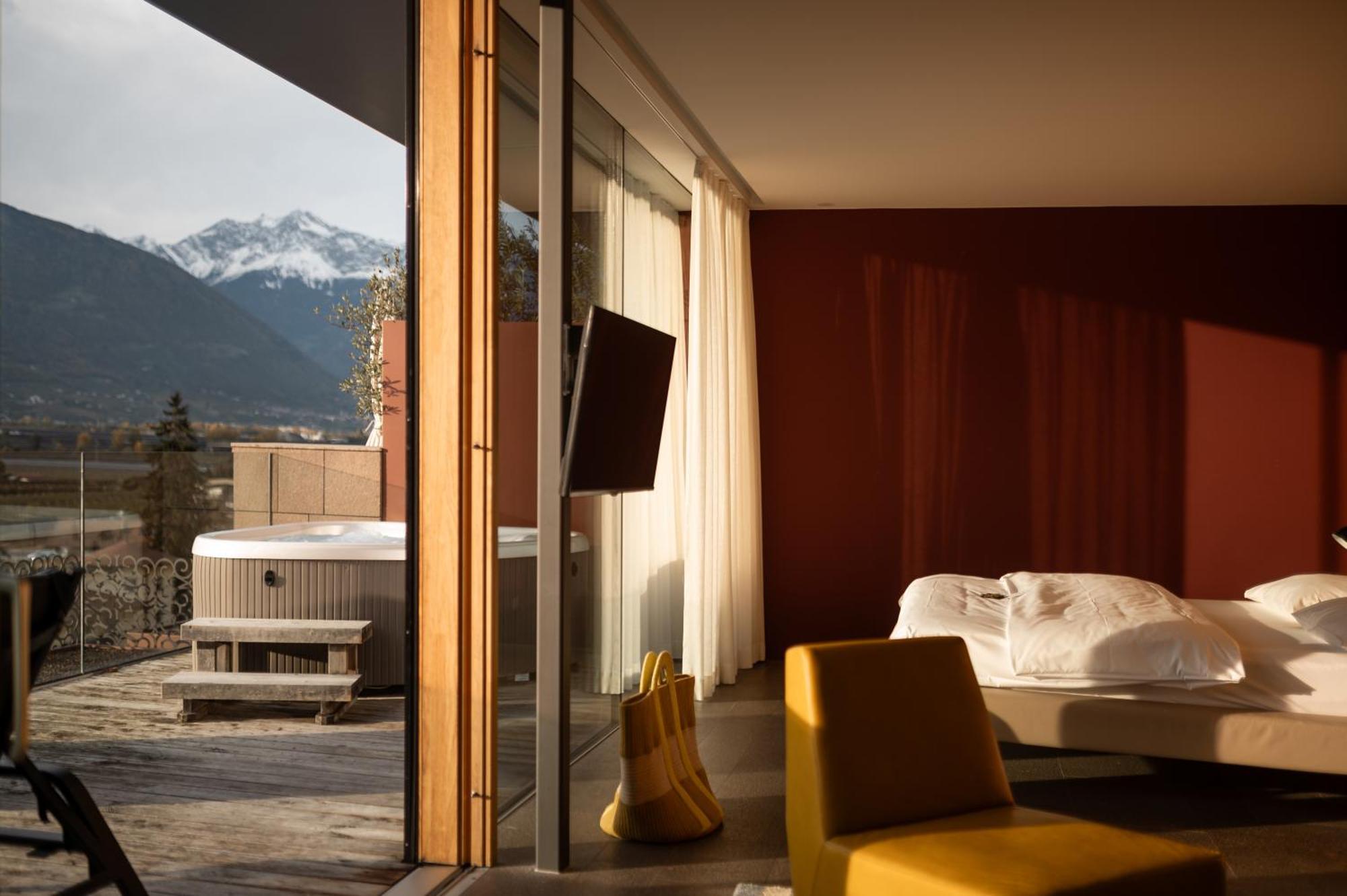 Hotel Muchele Postal / Burgstall Exterior photo